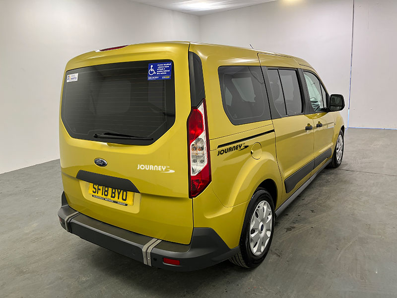 Ford Grand Freedom RS