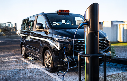 SMMT Electrified 2026 – Featuring The All-electric Taxi Available Everywhere Except London