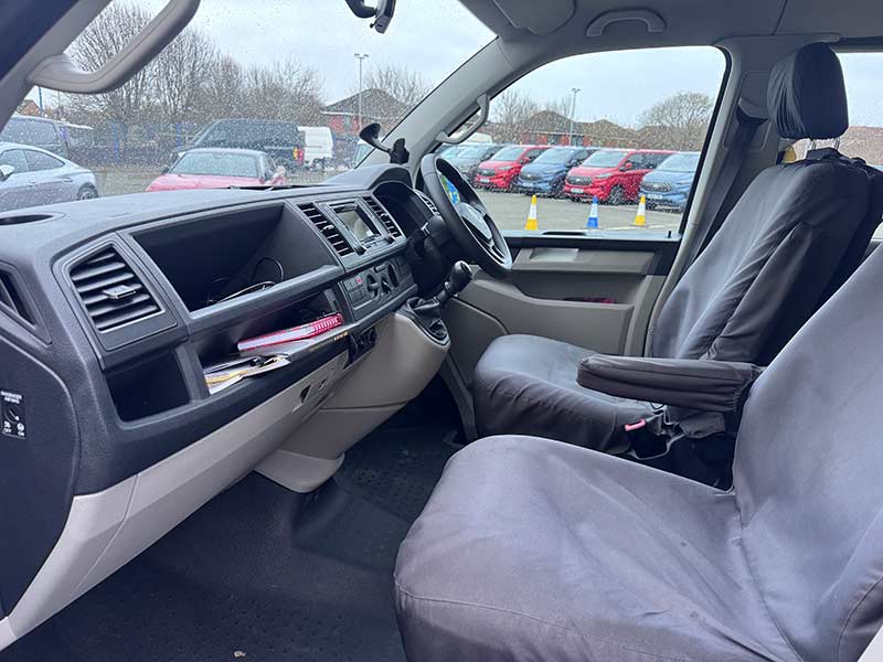 Volkswagen Transporter T32