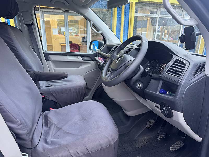 Volkswagen Transporter T32